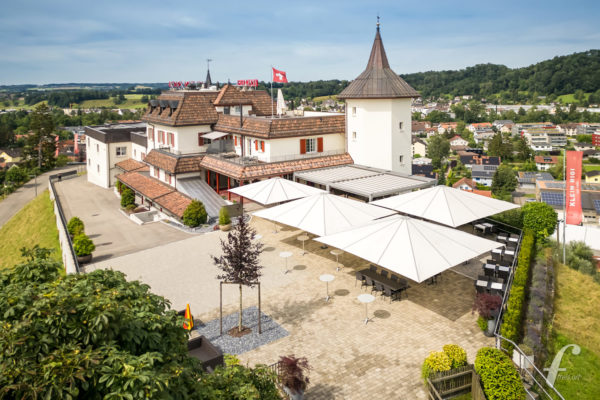 Professionelle Drohnen-Luftbild-Fotografie von Architektur
